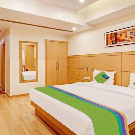 Treebo Galaxy Rooms Nueva Delhi Exterior foto