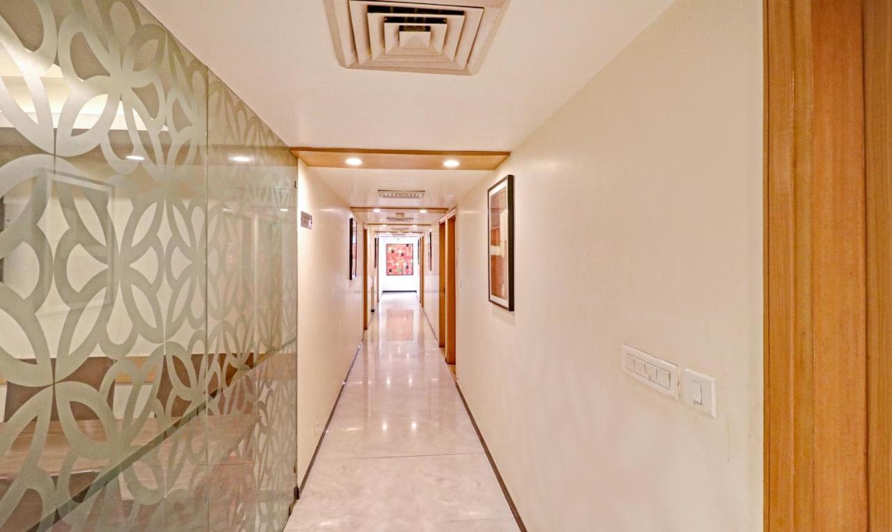 Treebo Galaxy Rooms Nueva Delhi Exterior foto