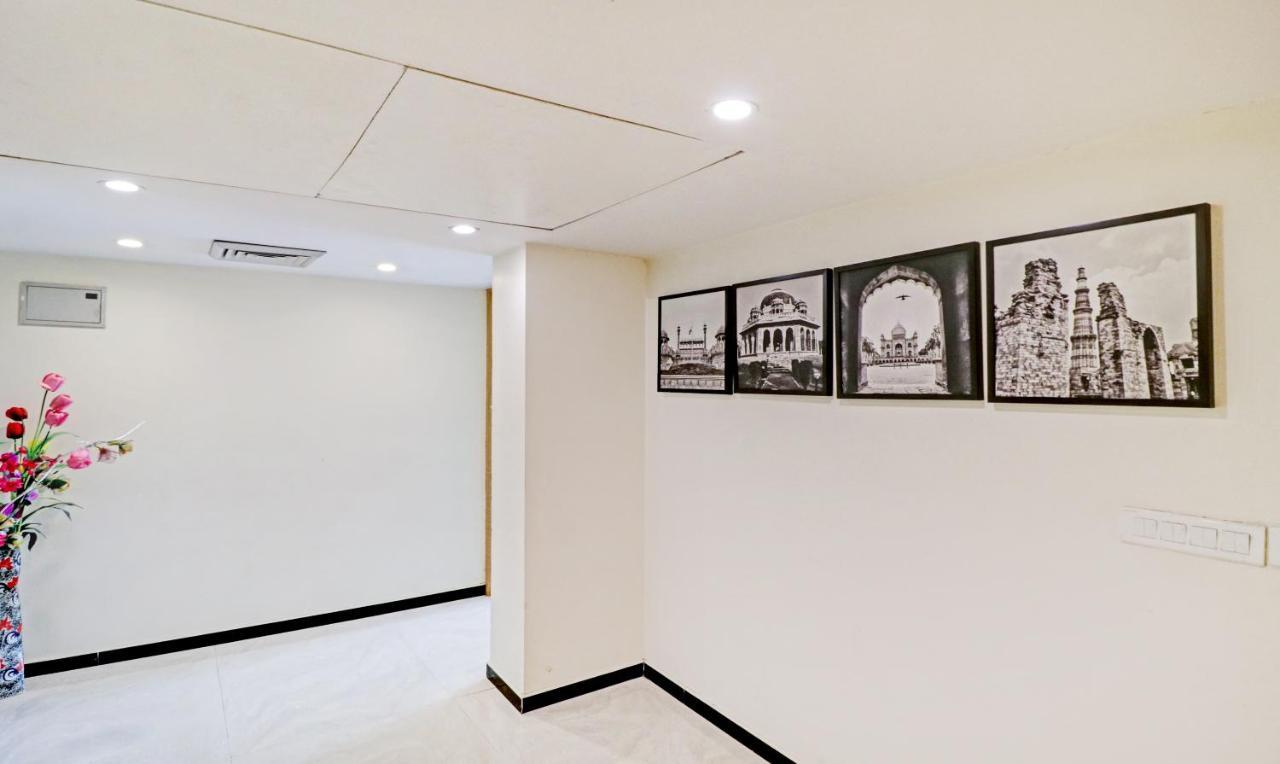 Treebo Galaxy Rooms Nueva Delhi Exterior foto